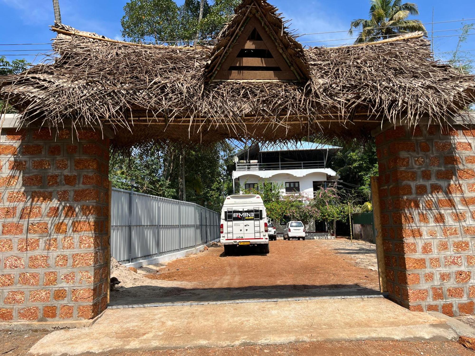 Marari Beach Villas Mararikulam Bagian luar foto