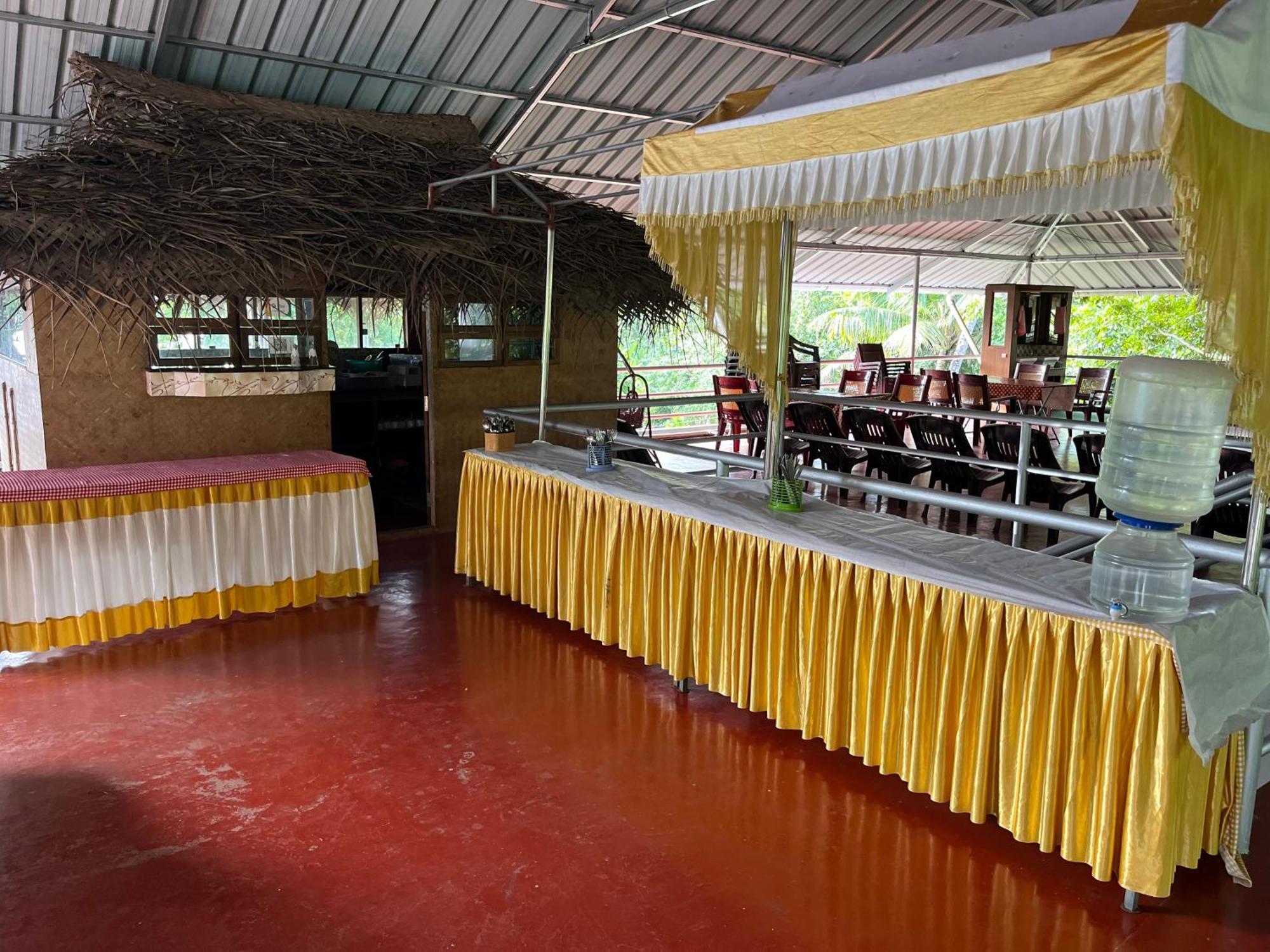 Marari Beach Villas Mararikulam Bagian luar foto
