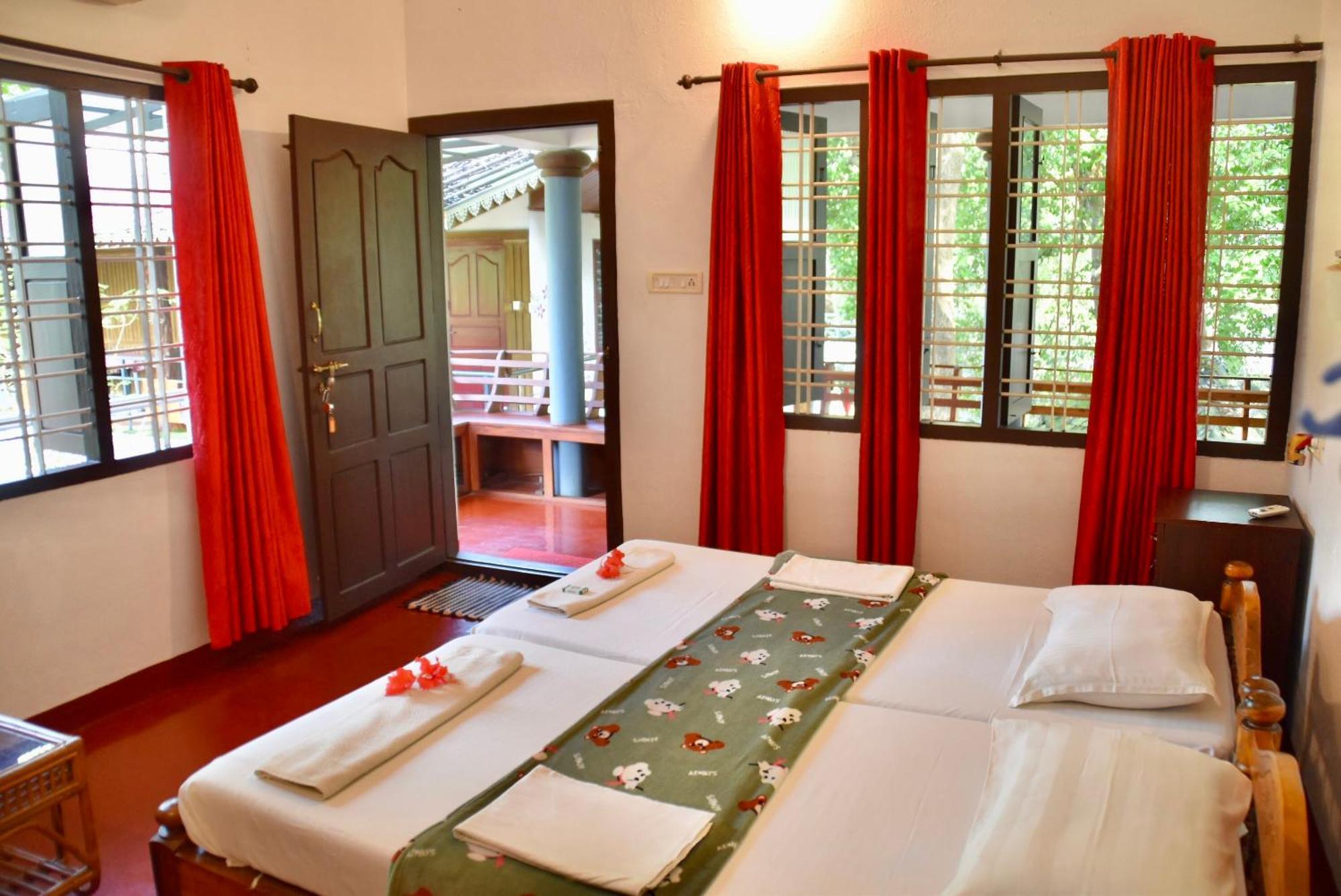 Marari Beach Villas Mararikulam Bagian luar foto